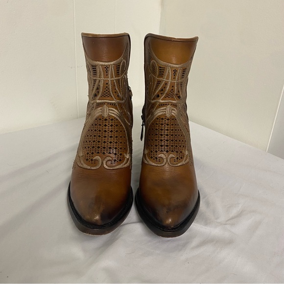 Cuadra Embroidered Brown Western Bootie Block Heel Size 8.5 - Picture 2 of 12